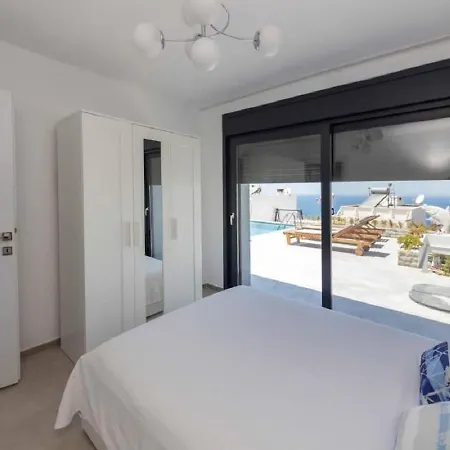 3 Bedroom-Sea View Villa With Private Pool,Bbq-Yalikavak-Bodrum ボドルム